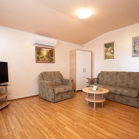 By The Sea - 20172 Apartment *